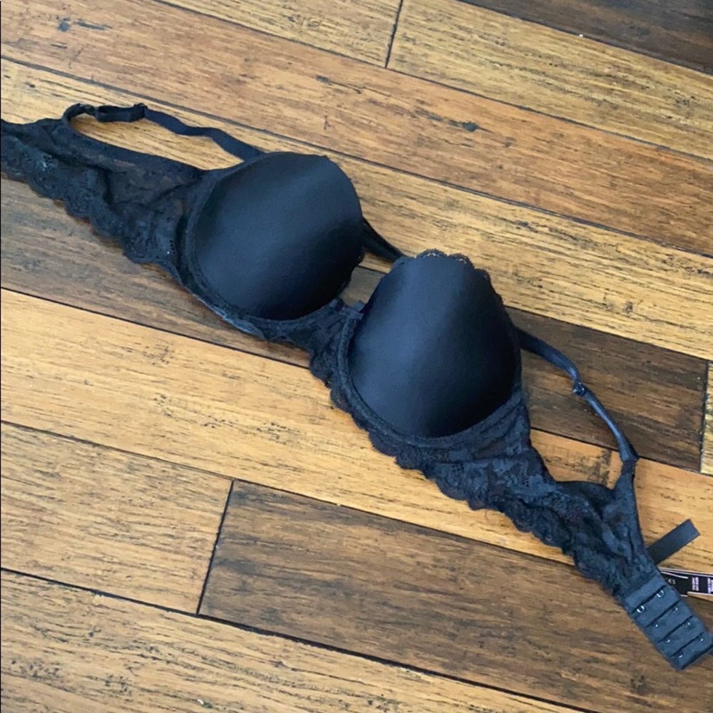 Victoria Secret Strapless Bra